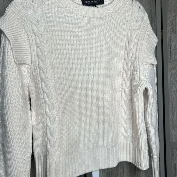 Behida Dolic Millinery Sweater Women Small Italian Wool Oversized Cable Knit